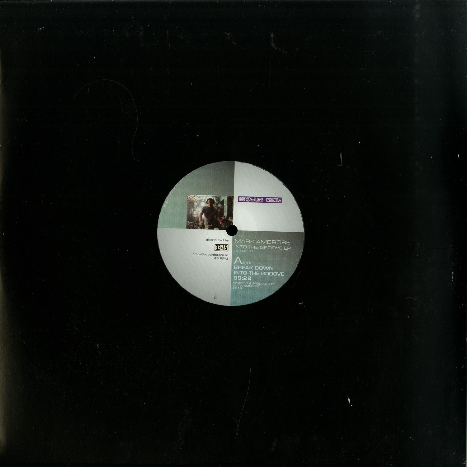 Mark Ambrose - INTO THE GROOVE EP