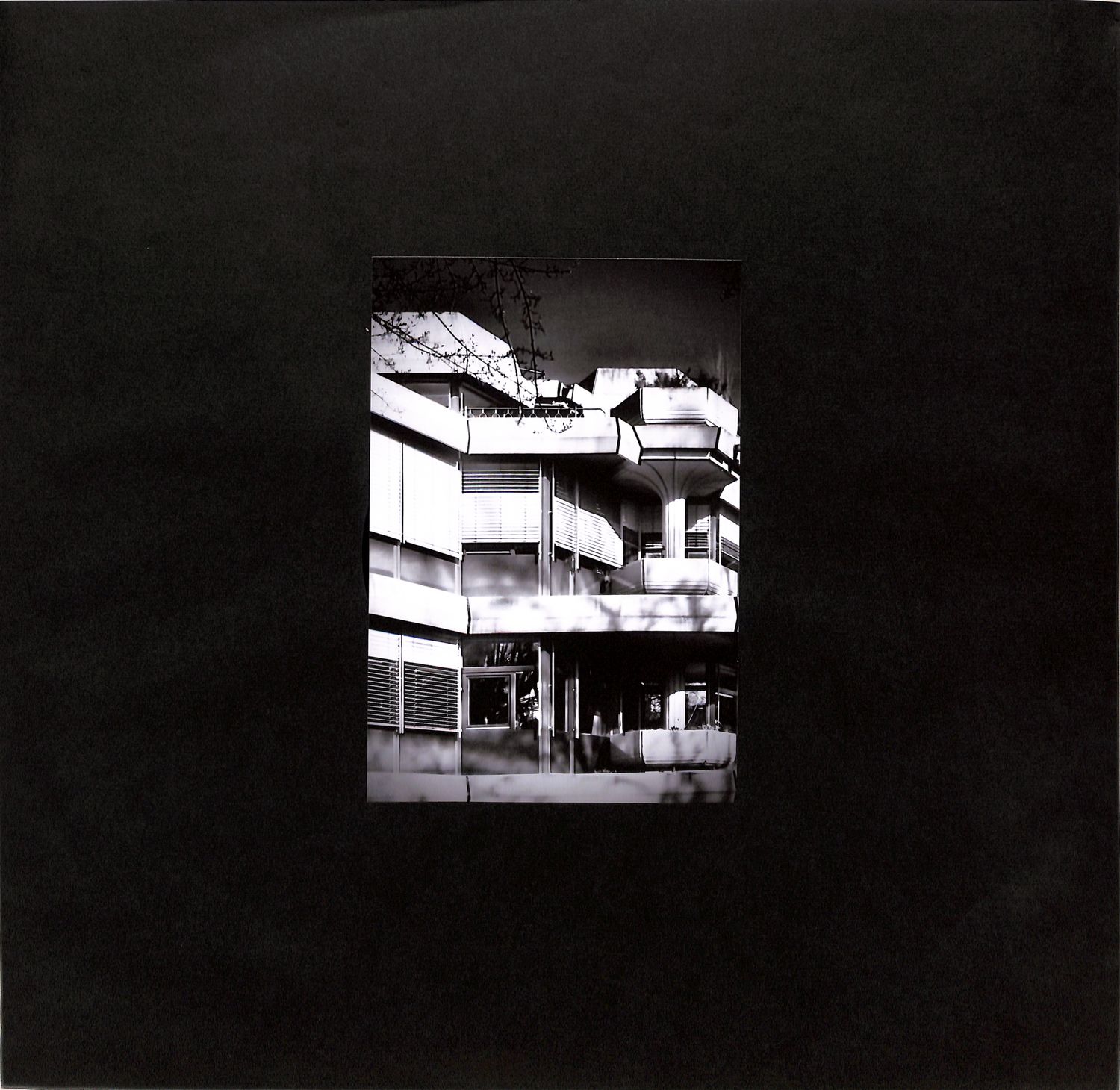J. Wiltshire - AUX4424