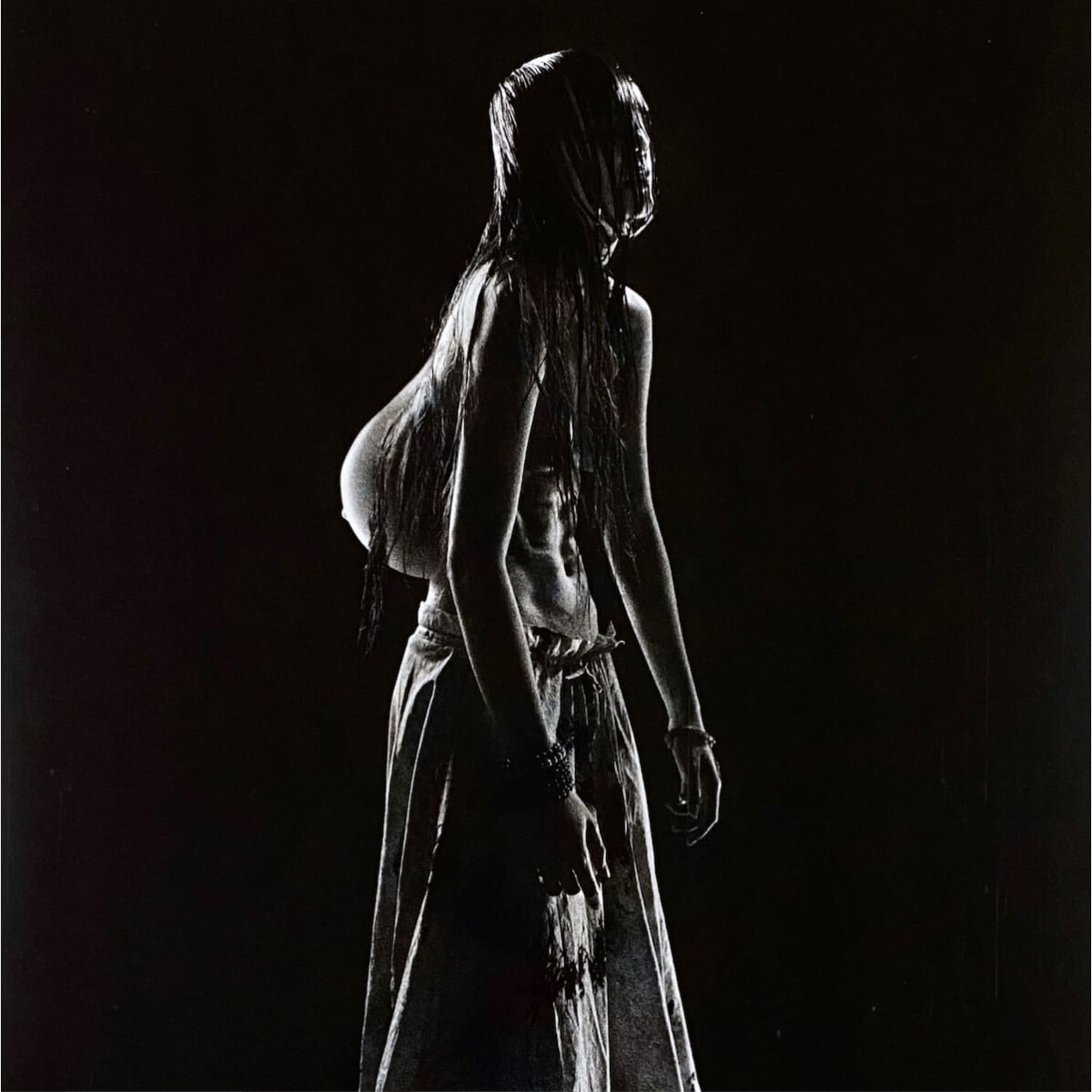 Sofia Isella - I CAN BE YOUR MOTHER 