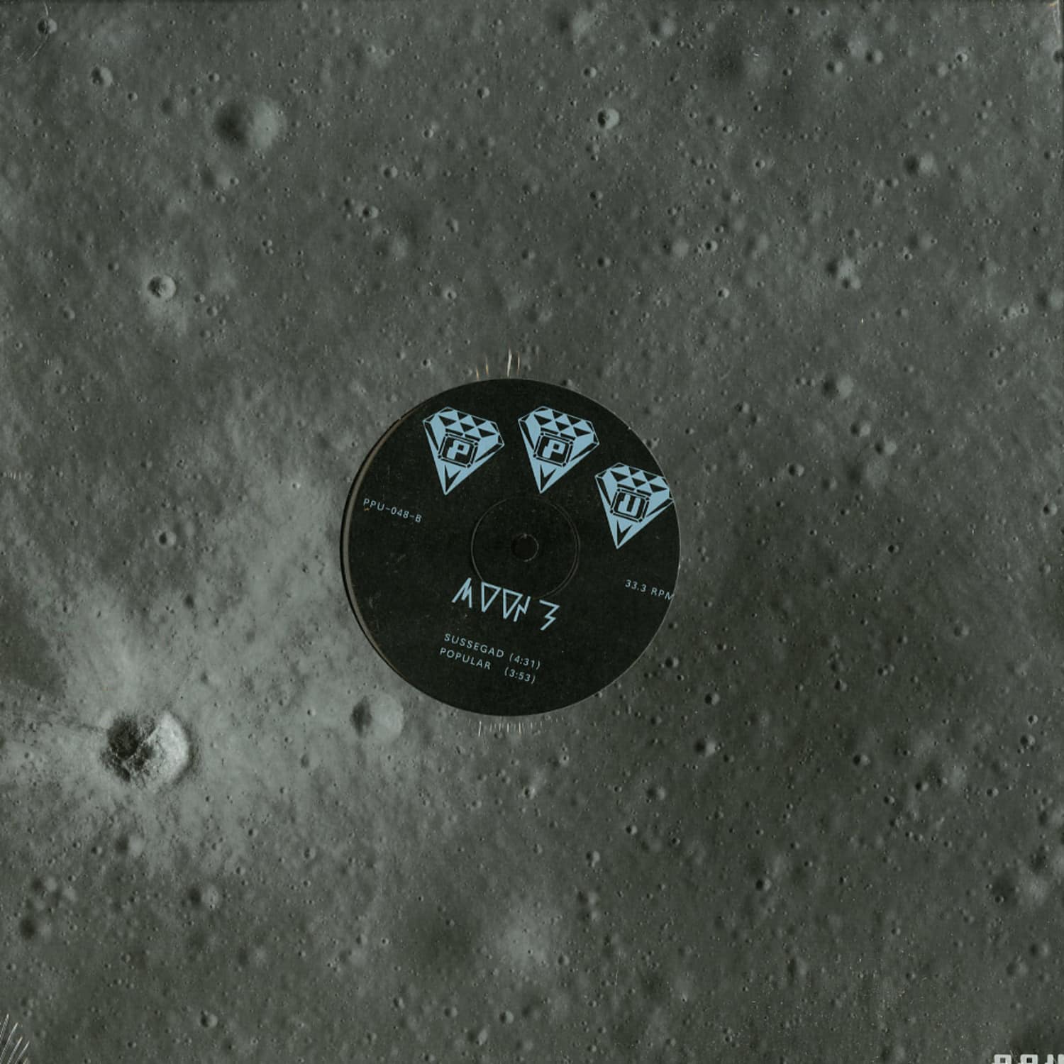 Moon B - SUSSEGAD