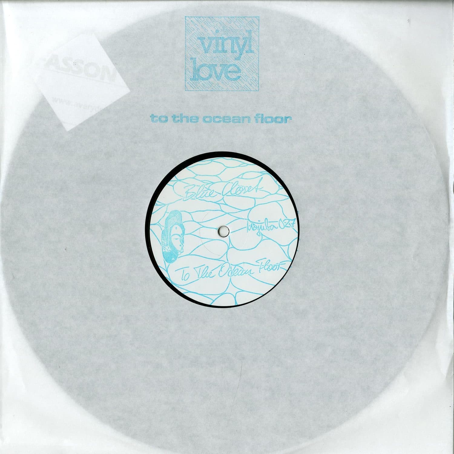 Blue Closet - TO THE OCEAN FLOOR