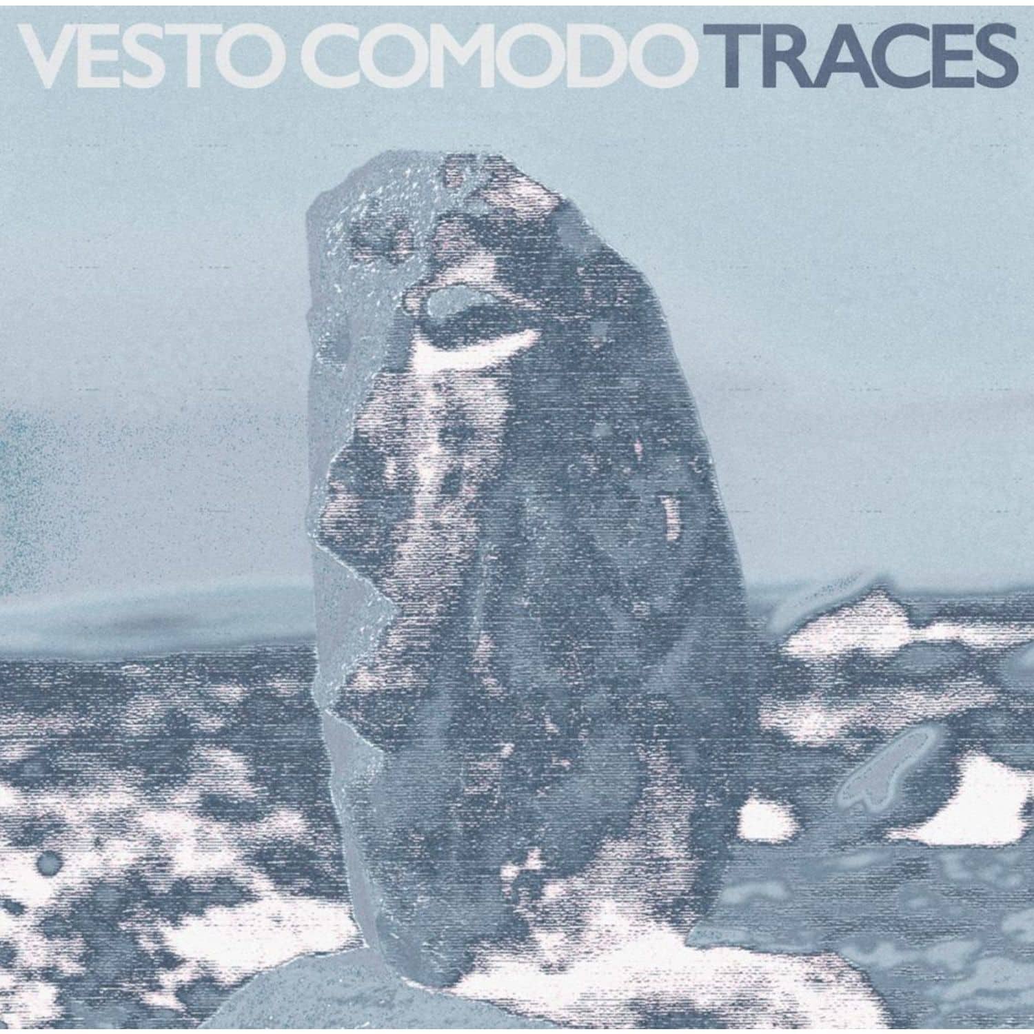 Vesto Comodo - TRACES 