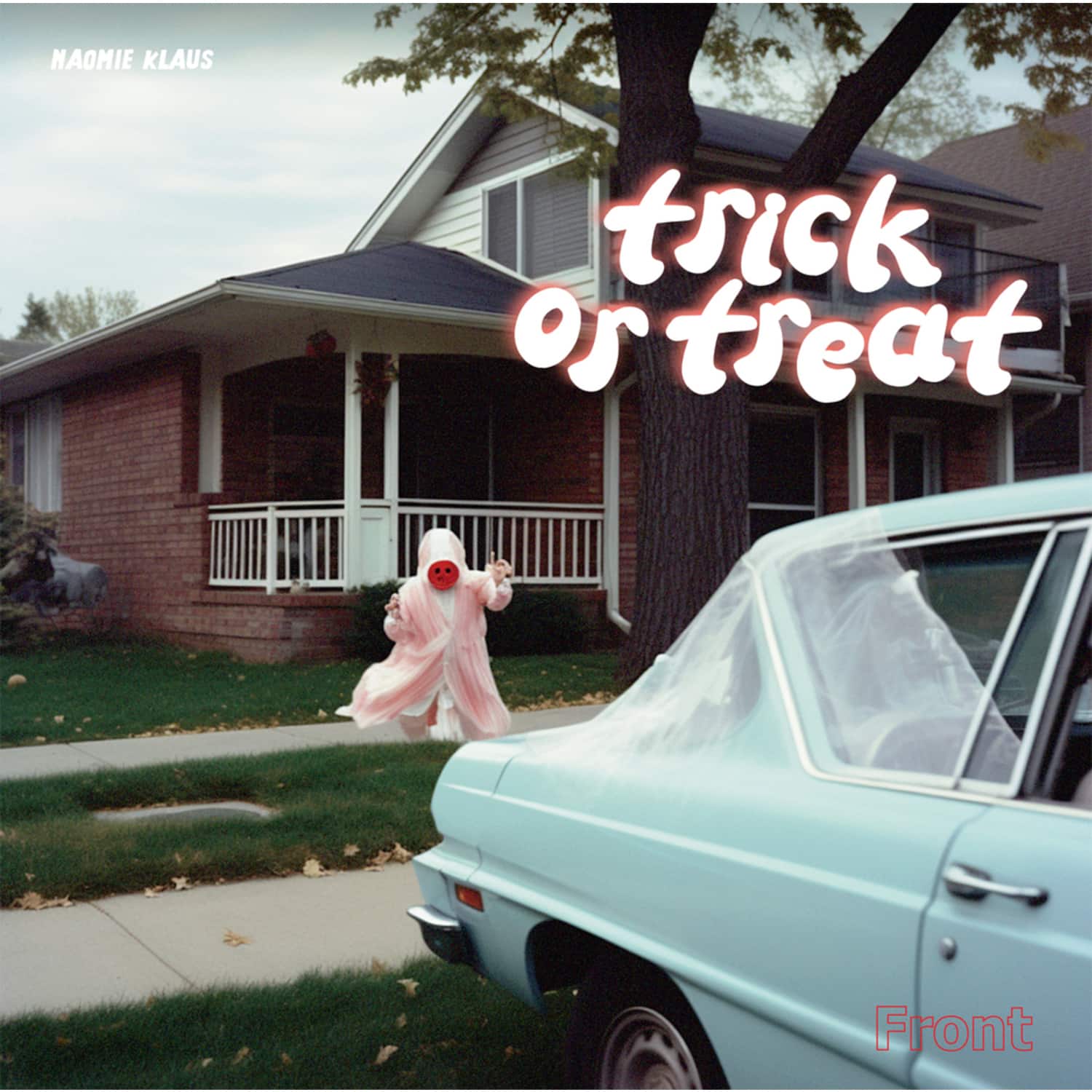 Naomie Klaus - TRICK OR TREAT