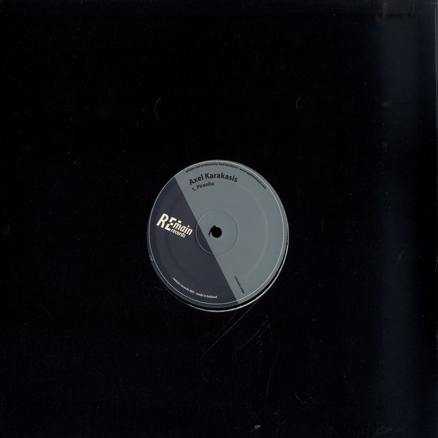 Axel Karakasis - PIRANHA