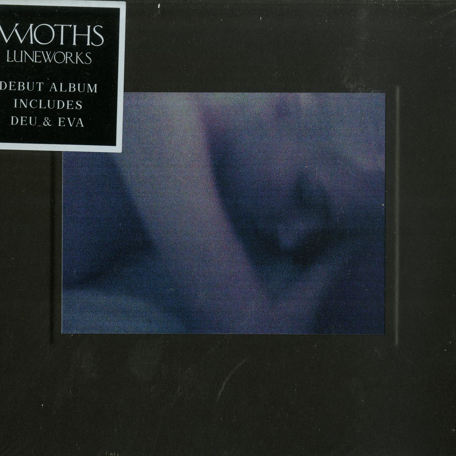 Mmoths - LUNEWORKS 