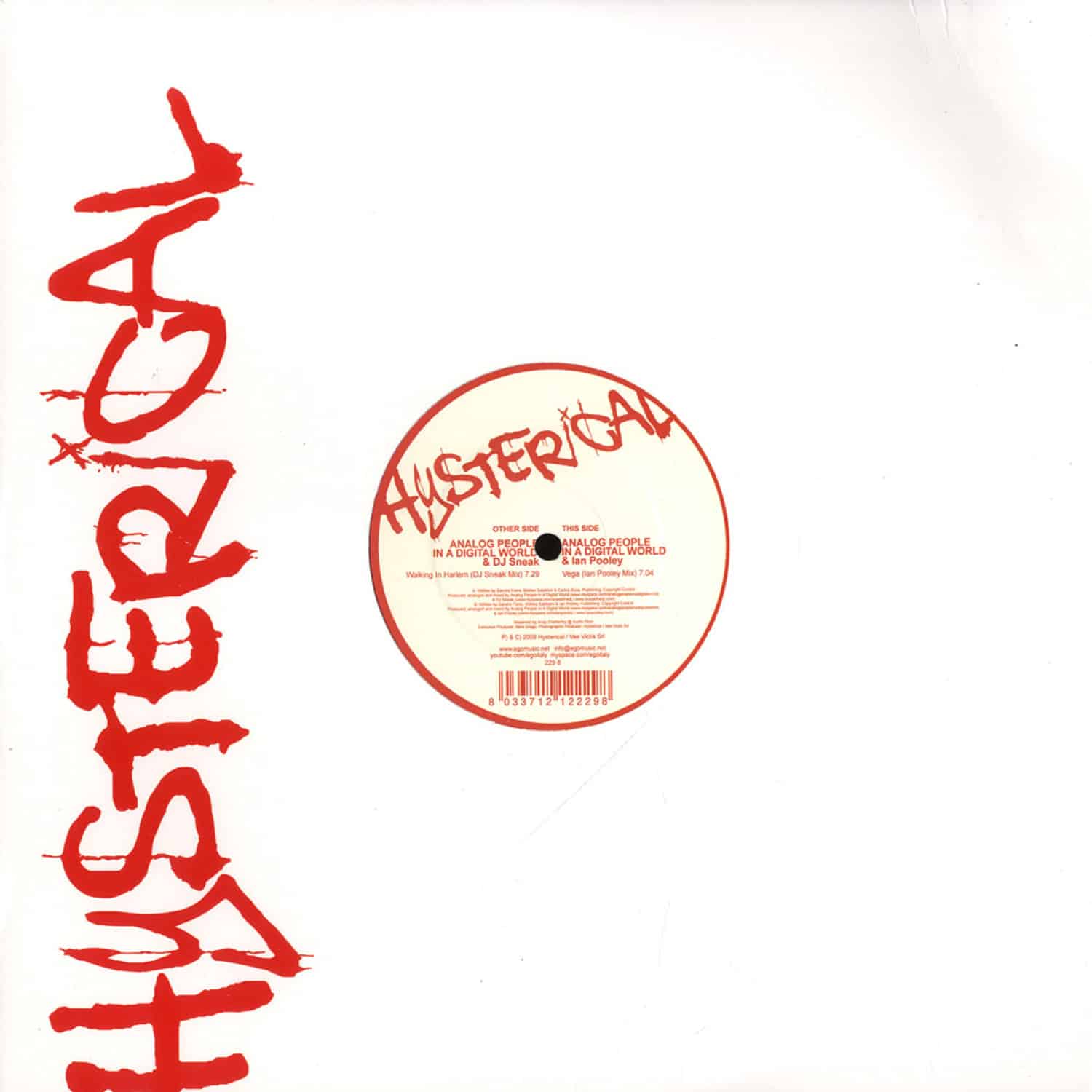 Analog People In A Digital World - WALKING IN HARLEM & VEGA 