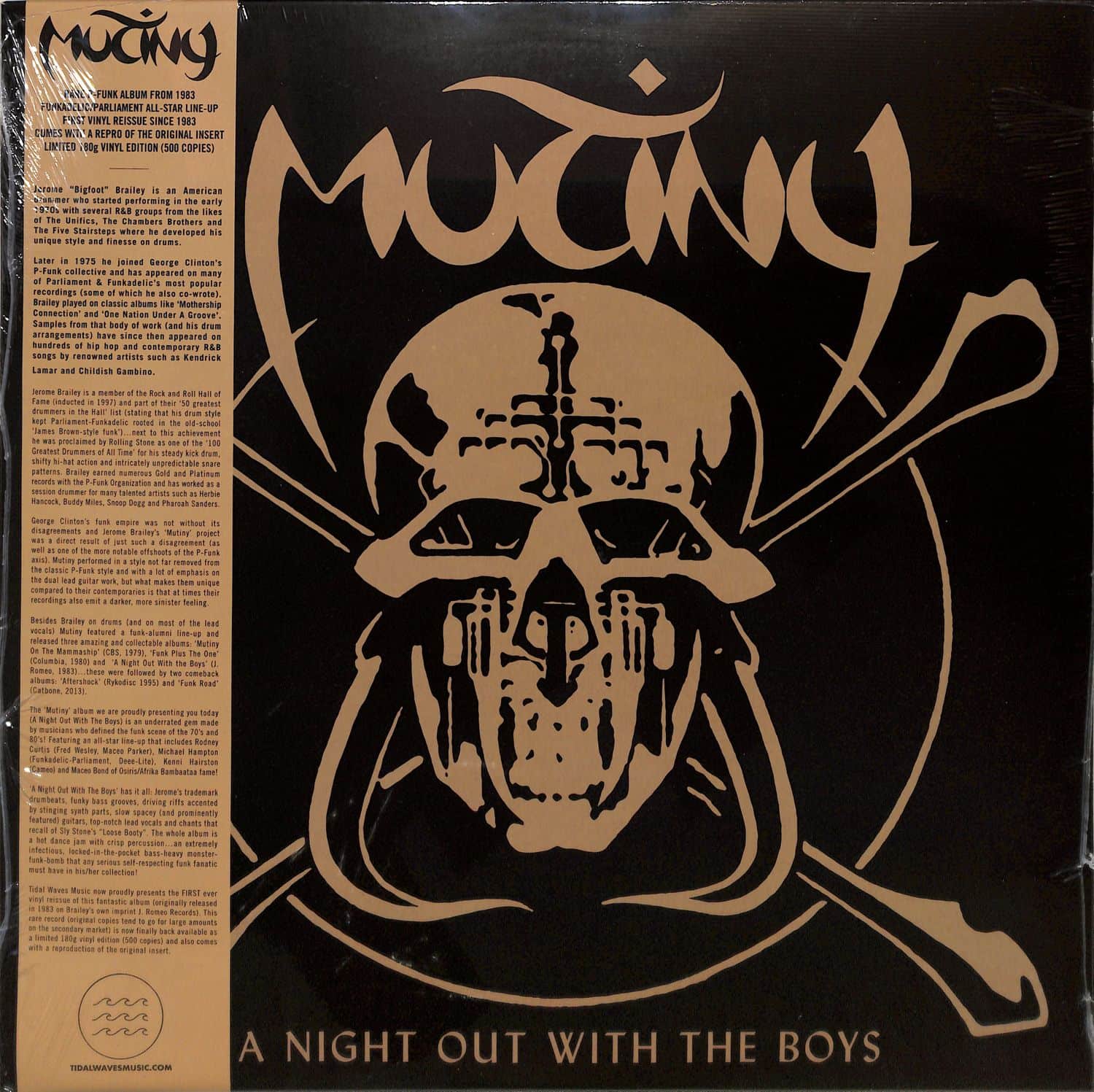 Mutiny - A NIGHT OUT WITH THE BOYS 