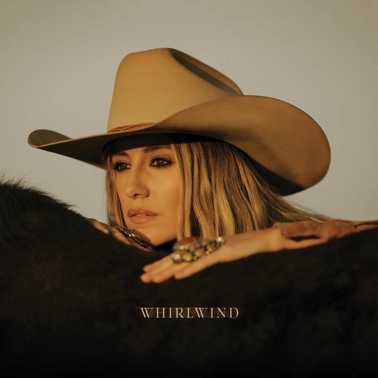 Lainey Wilson - WHIRLWIND 