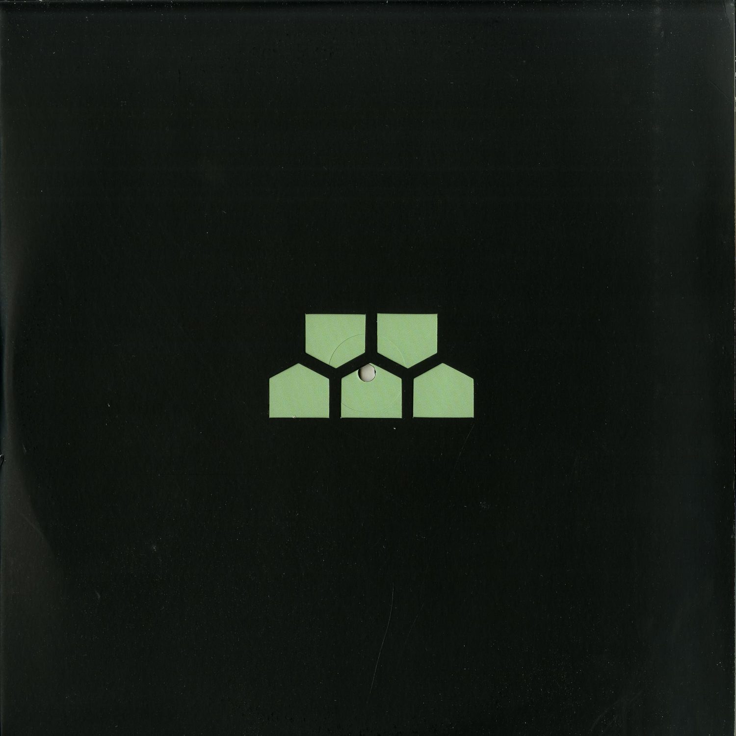 Forest Drive West - UN/WAIT/RESHAPE / FUNCTIONAL