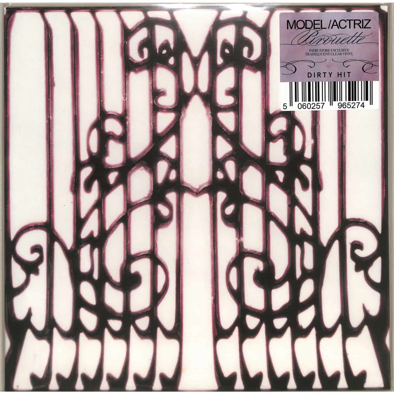 Model / Actriz - PIROUETTE 