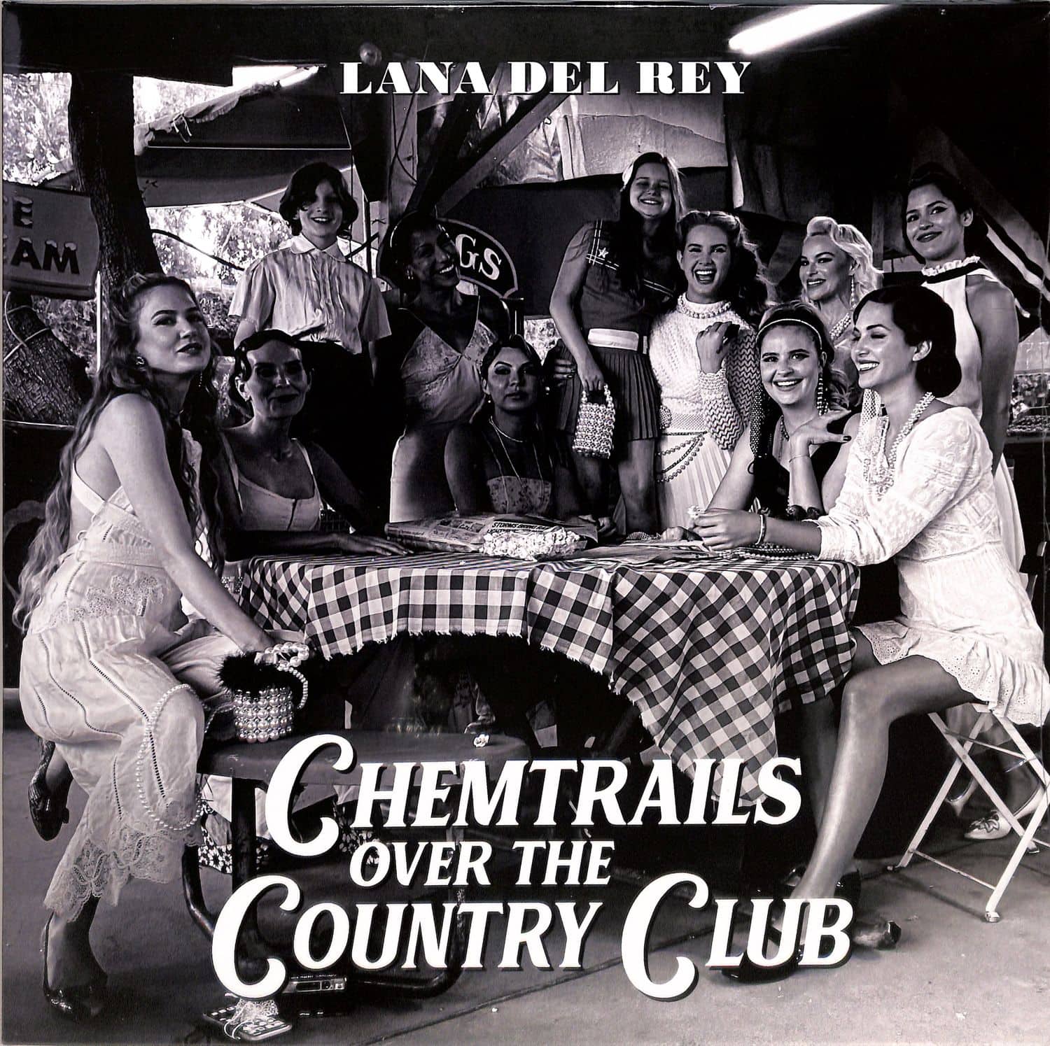 Lana Del Rey - CHEMTRAILS OVER THE COUNTRY CLUB 