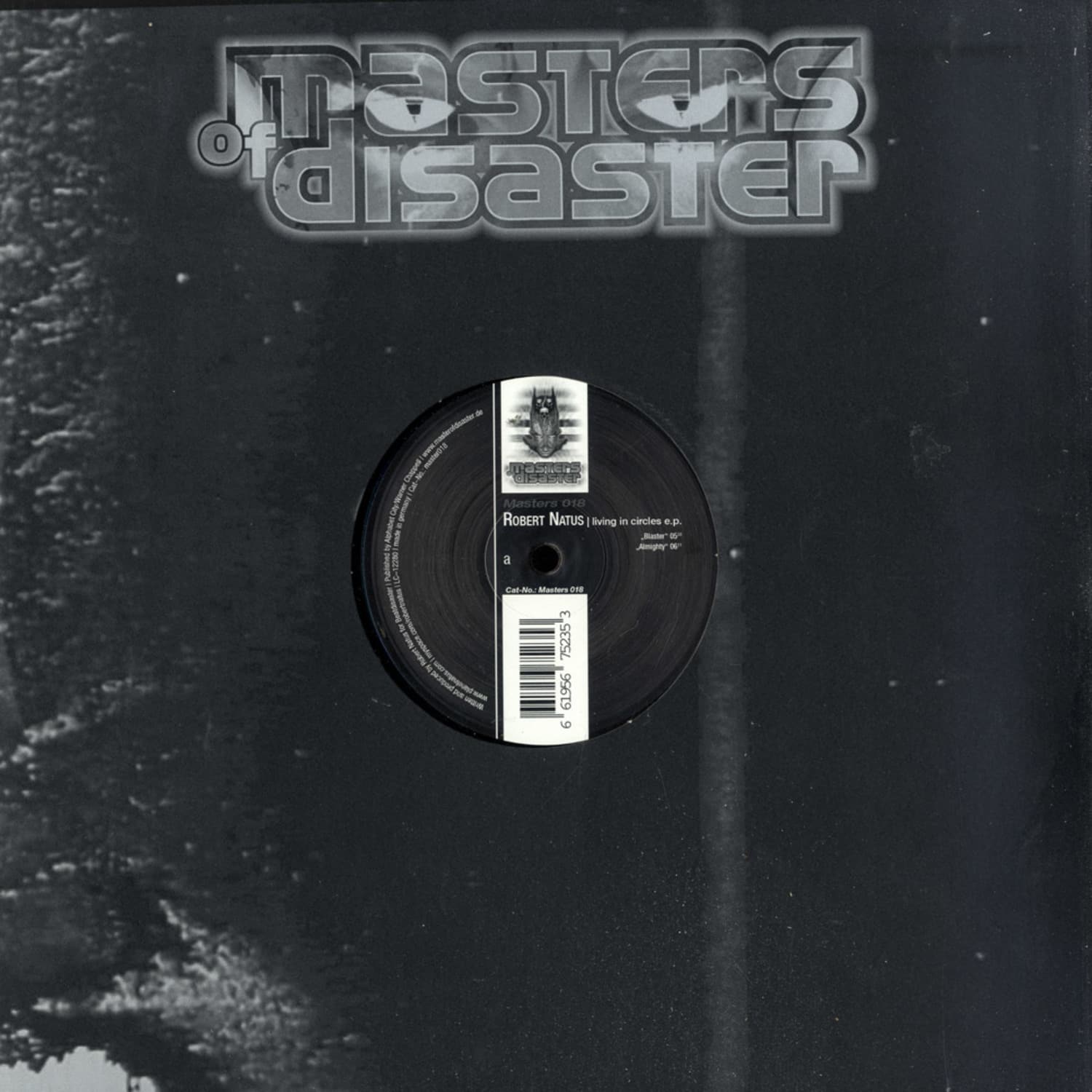 Robert Natus - LIVING IN CIRCLES