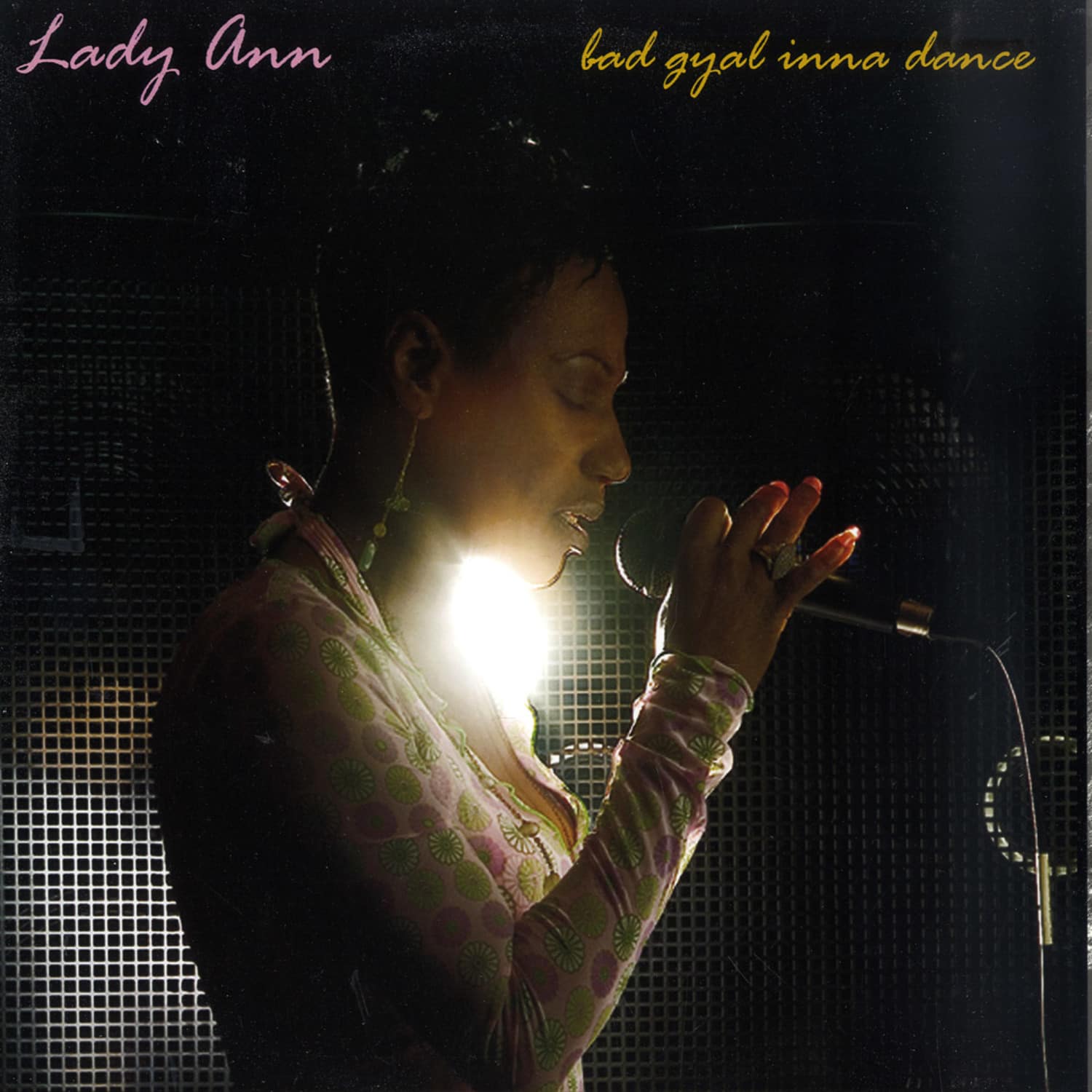 Lady Ann - BAD GYAL INNA DANCE
