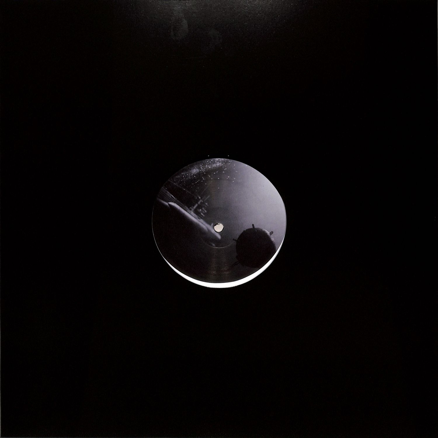 Scott Avery - IN SEARCH OF ECHOES