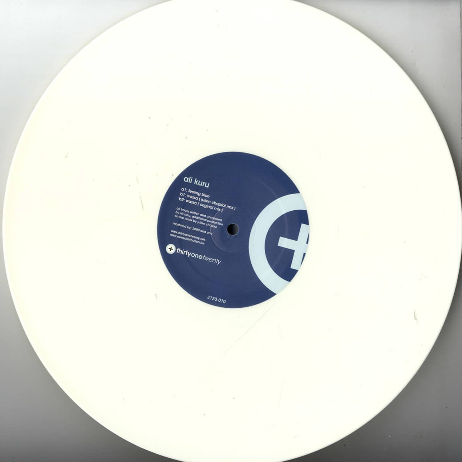Ali Kuru - FEELING BLUE 