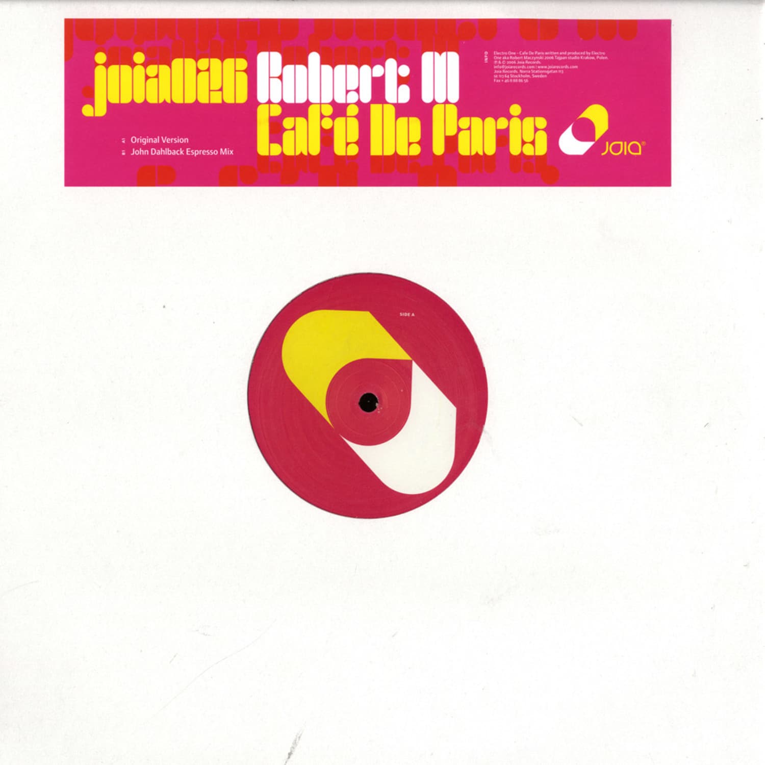 Robert M - CAFE DE PARIS