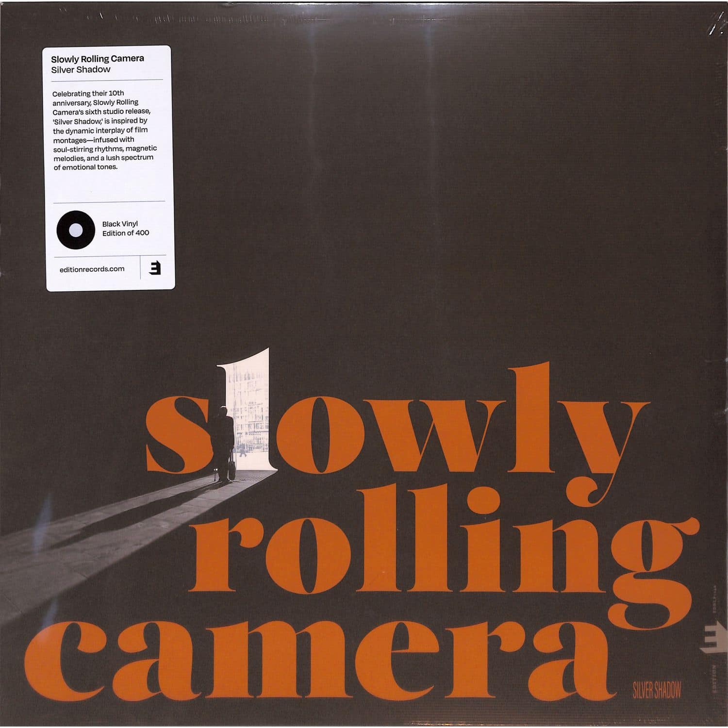 Slowly Rolling Camera - SILVER SHADOW 