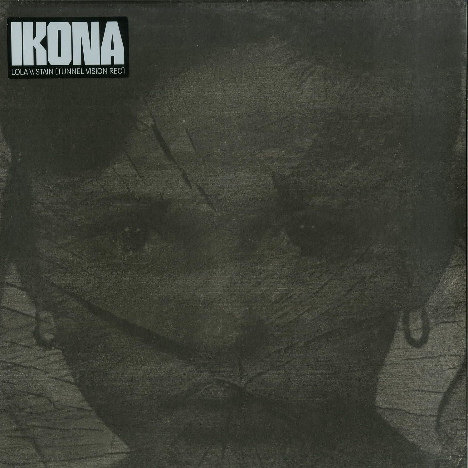 Lola V. Stain - IKONA