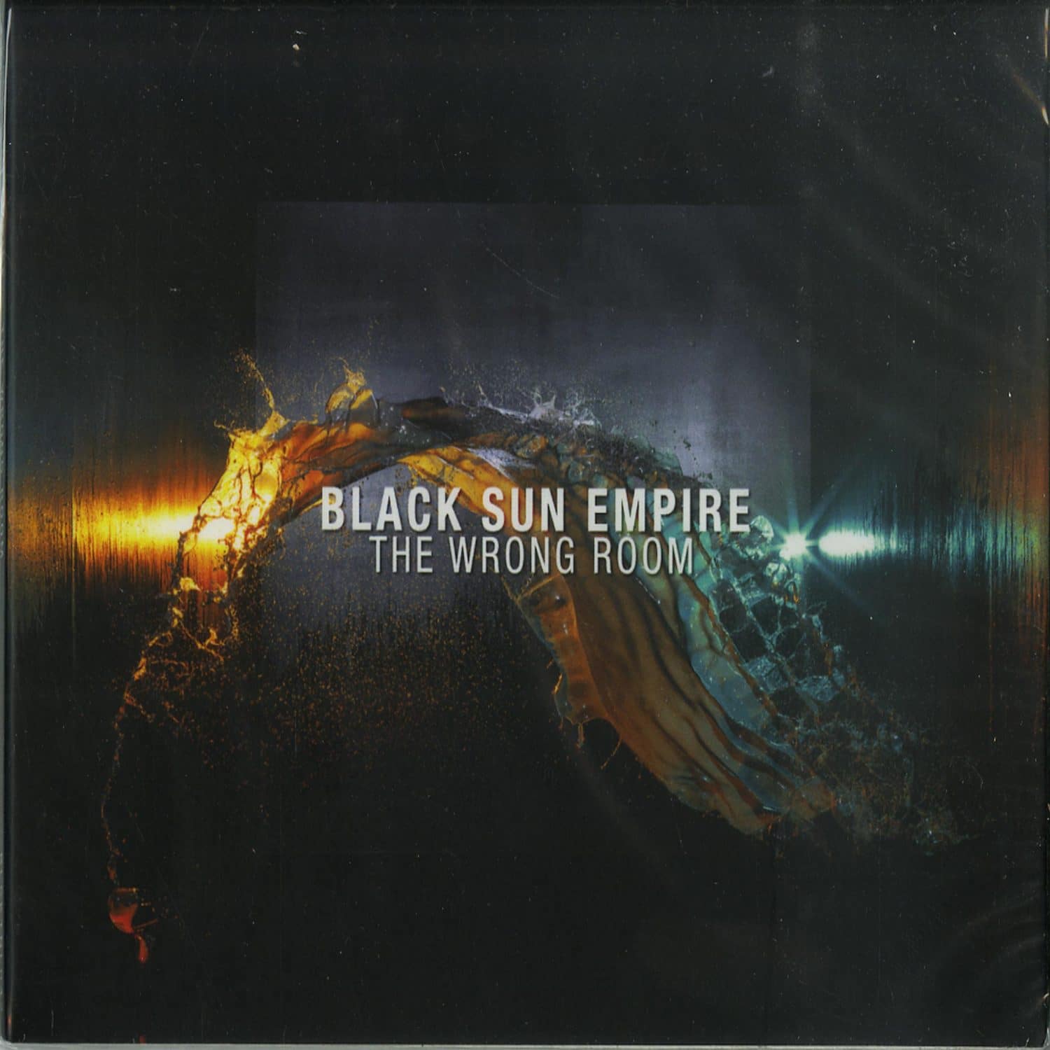 Black Sun Empire - THE WRONG ROOM 
