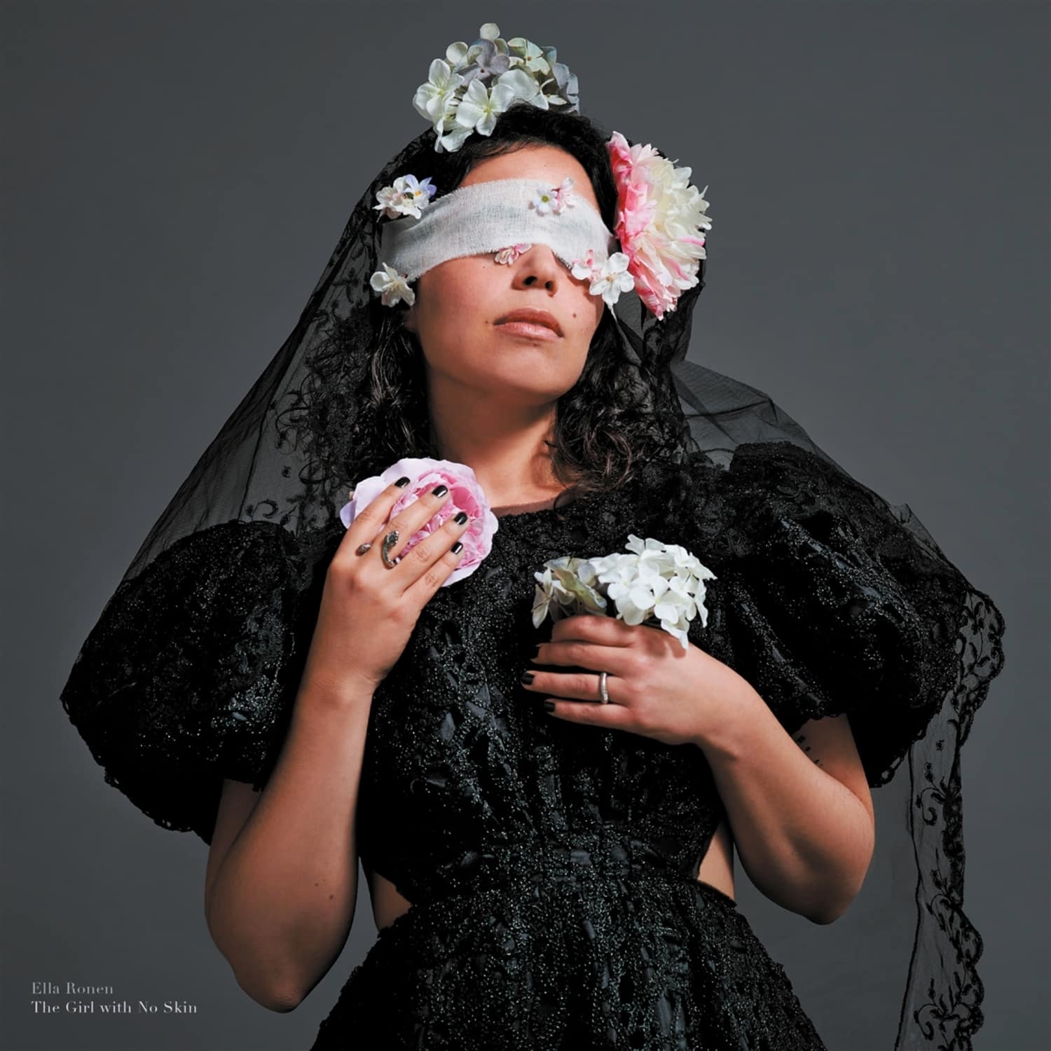 Ella Ronen - THE GIRL WITH NO SKIN