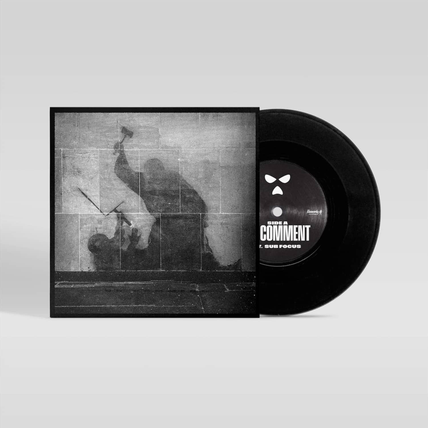 Kneecap - NO COMMENT 