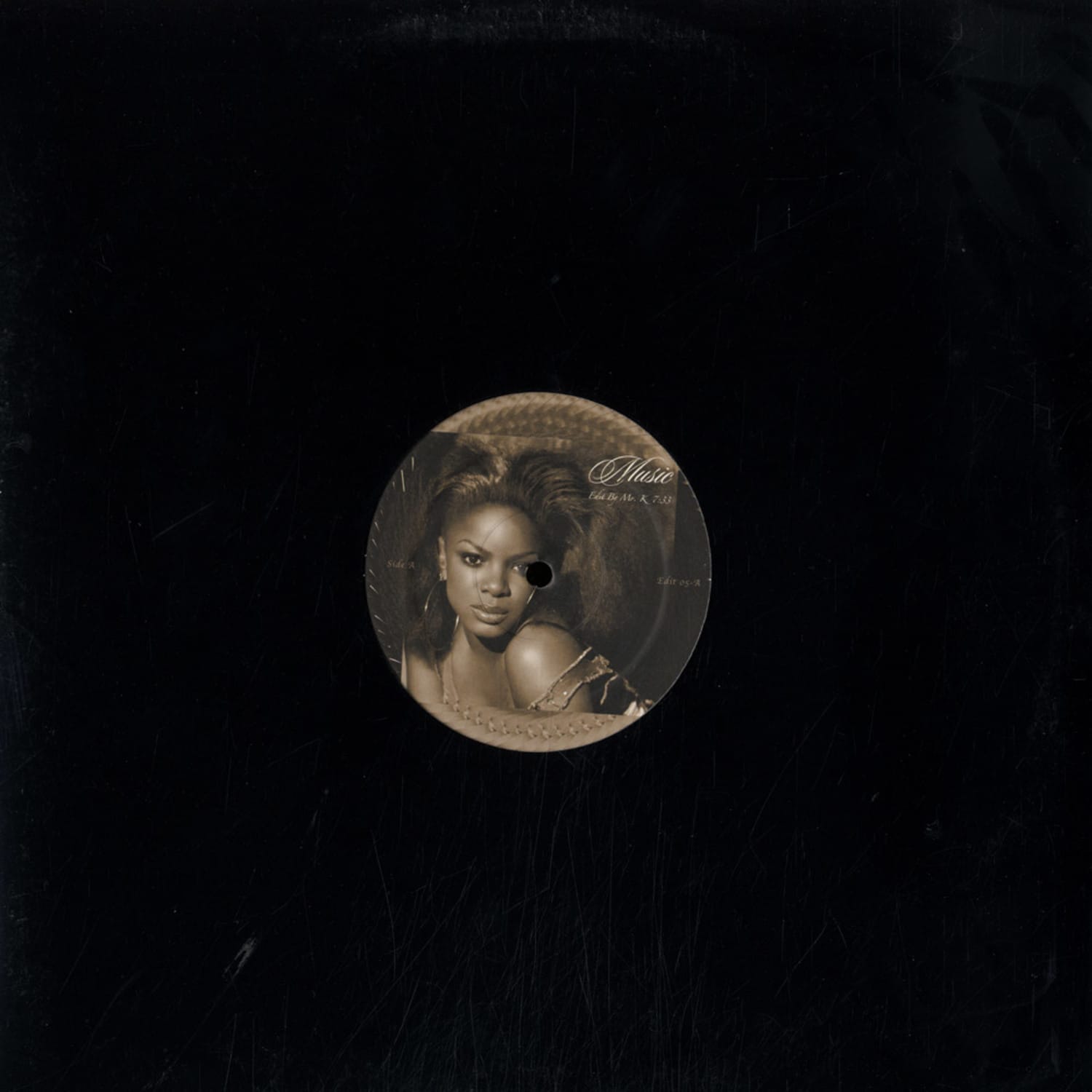 Music / Leela James - I TRY 
